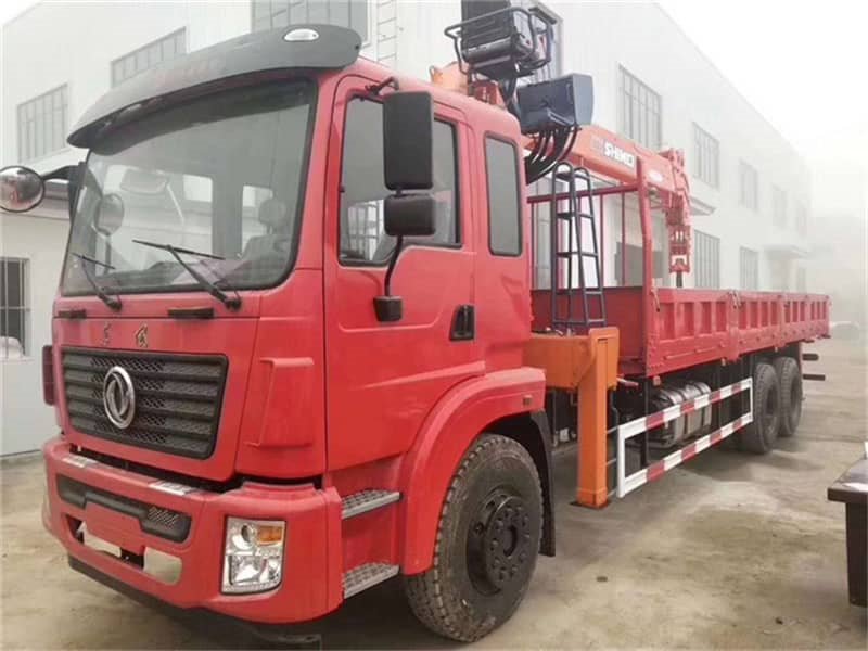東風(fēng)后八輪石煤12噸隨車吊
