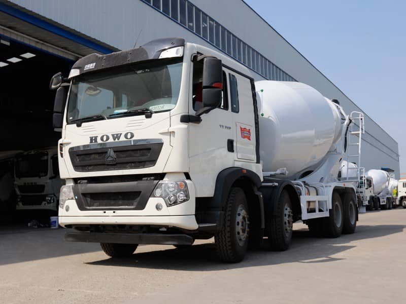 重汽TX14方輕量化混凝土攪拌車(chē)優(yōu)質(zhì)耐磨錳鋼