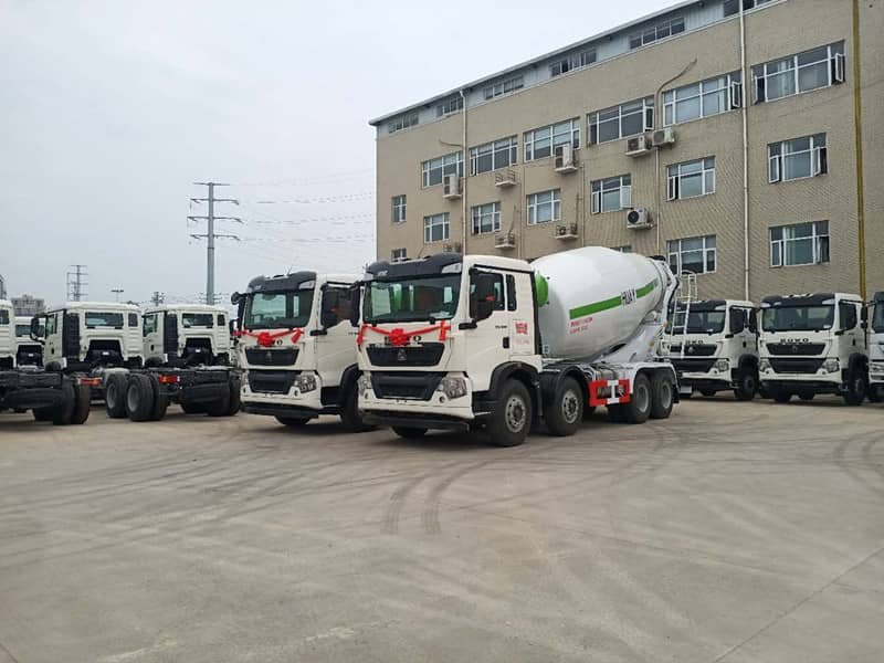 重汽豪沃TX10方12方14方水泥罐車的整車尺寸