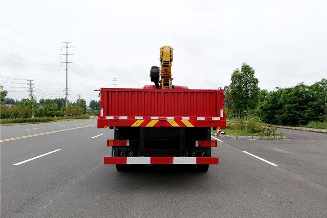 東風天龍前四后八16噸隨車吊
