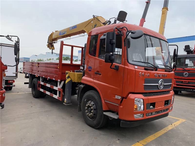 天錦單橋8噸隨車吊