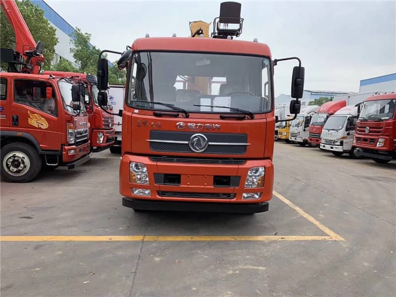 天錦單橋8噸隨車吊