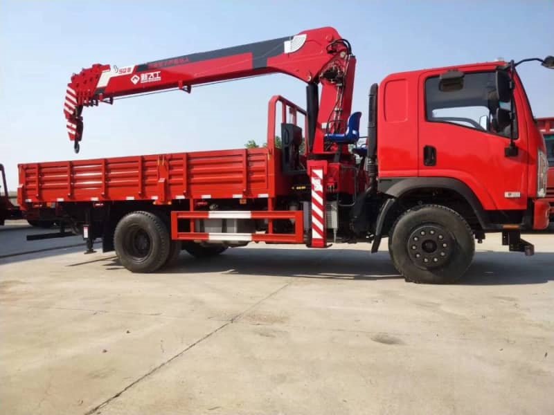 三環(huán)新飛工8噸隨車吊