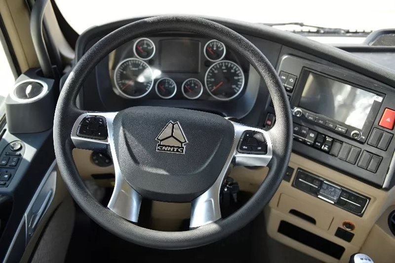 重汽TX輕量化攪拌車---攪拌車中的王者