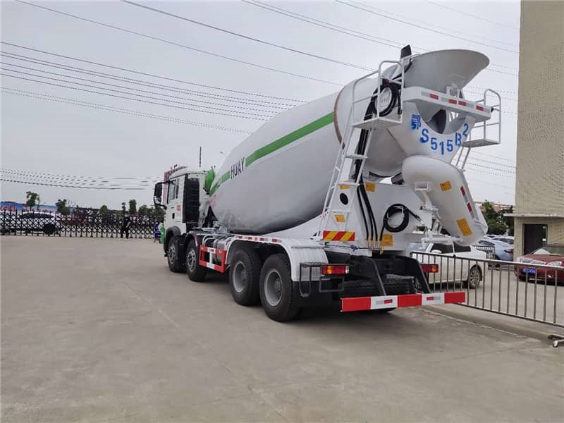 重汽TX12方輕量化攪拌車優(yōu)惠大放送