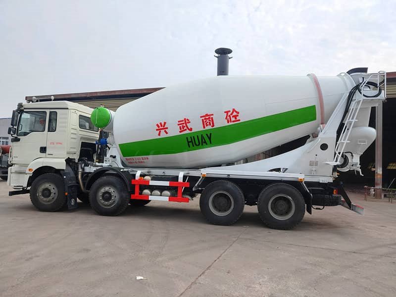 陜汽德龍輕量化攪拌車基建工程常用車型