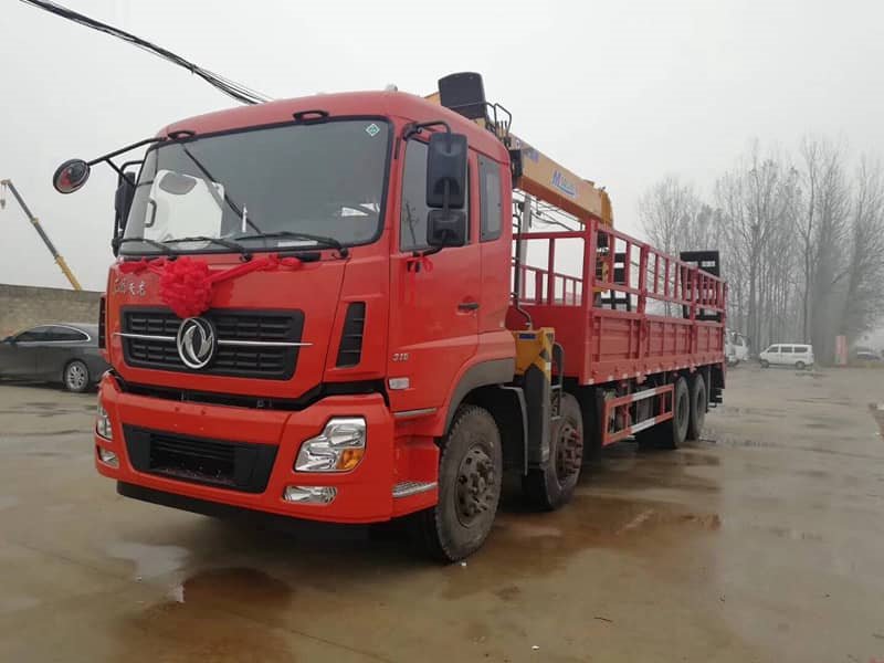 東風(fēng)天龍前四后八隨車吊