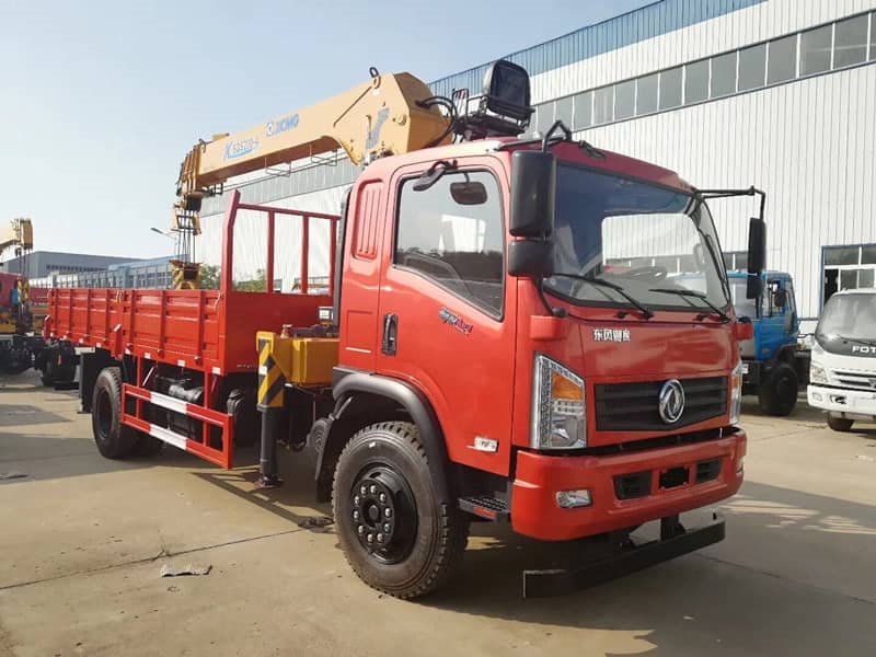東風(fēng)御虎徐工6.3噸隨車(chē)吊
