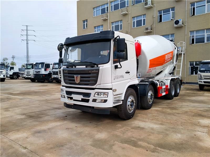12方聯(lián)合重卡攪拌車(chē)用品質(zhì)贏得客戶信賴