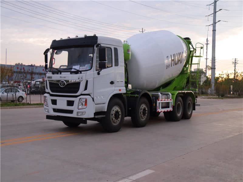 重汽豪曼10方輕量化攪拌車