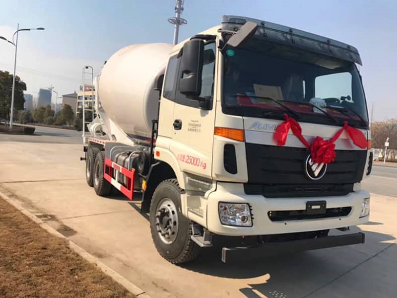 福田歐曼15方混凝土攪拌車質(zhì)量杠杠的