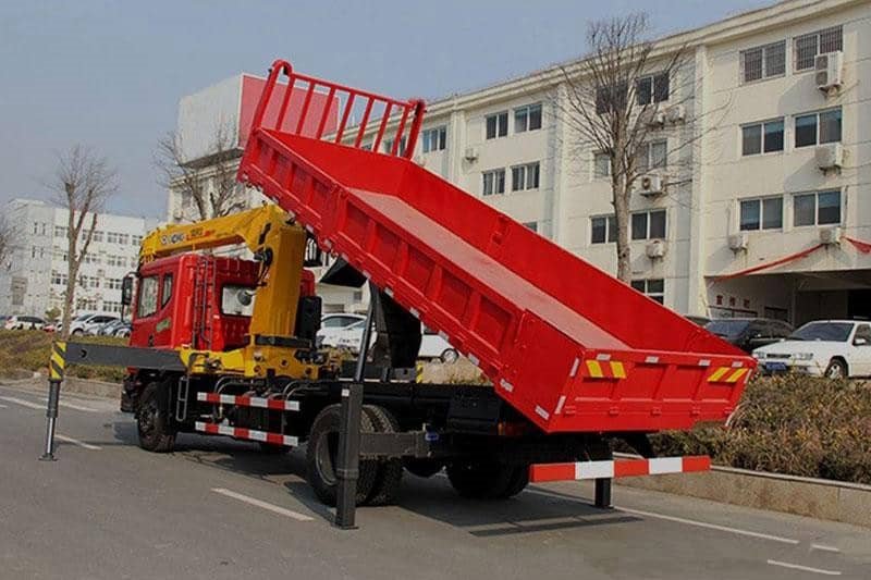 東風(fēng)6.3噸徐工隨車吊
