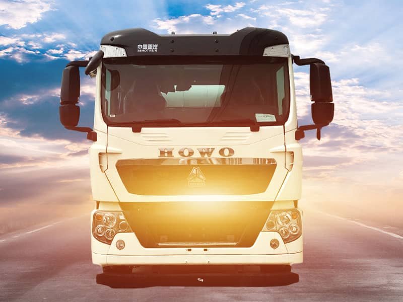 豪沃TX外觀犀利動(dòng)力強(qiáng)勁的攪拌車