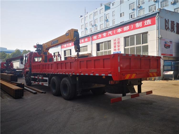 12噸14噸后八輪隨車吊