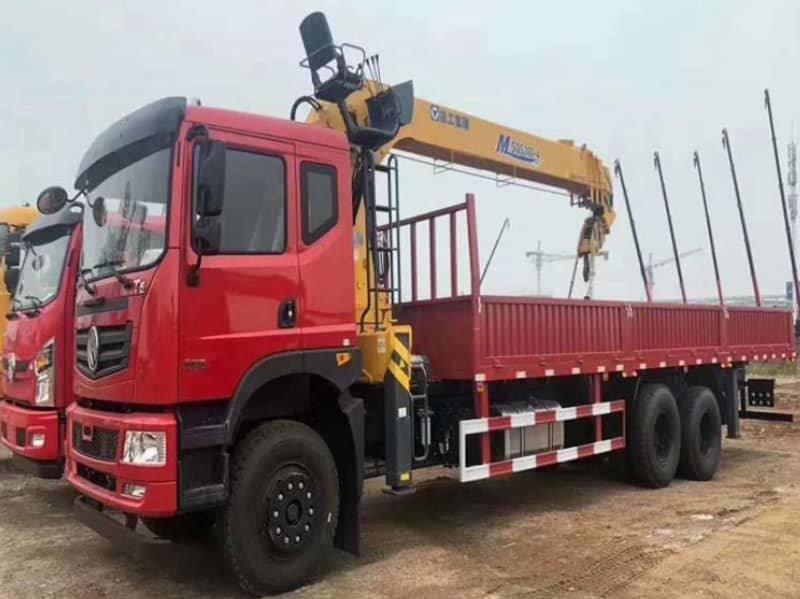 東風(fēng)T5后八輪徐工12噸雙聯(lián)泵隨車吊