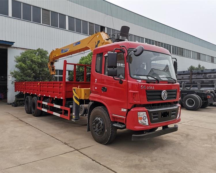 東風(fēng)專底后八輪隨車吊價(jià)格
