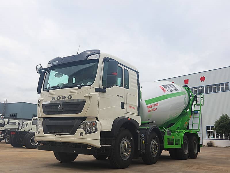 豪沃TX輕量化12方攪拌車(chē)與豪沃T5G有什么區(qū)別