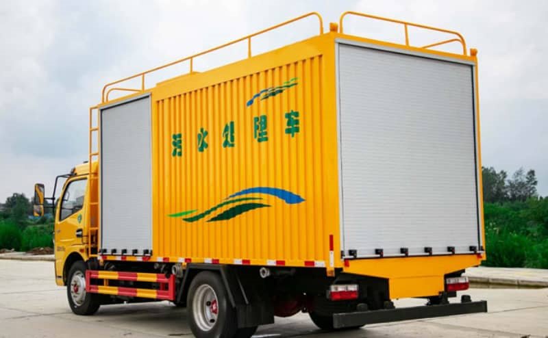 黃牌東風(fēng)D7國六污水凈化車閃亮登場(chǎng)