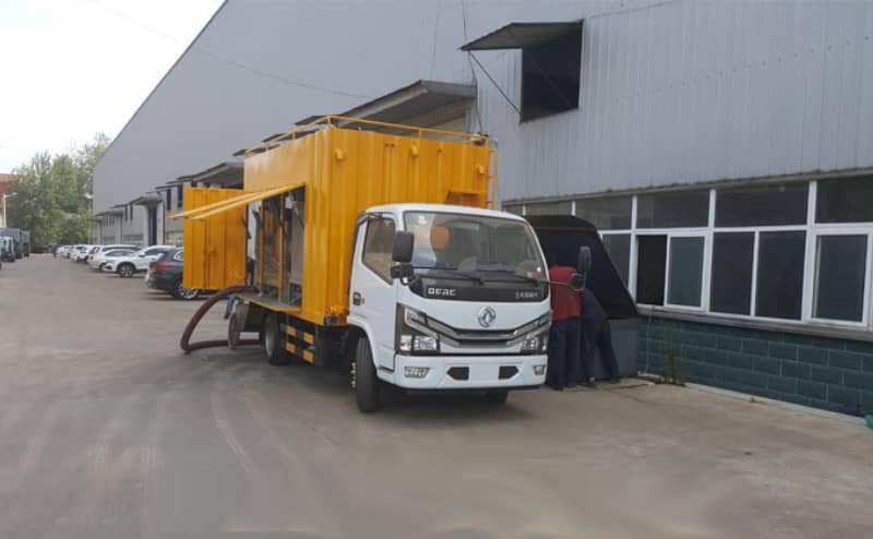 多功能污水凈化車上藍牌