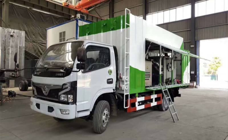 藍牌東風污水凈化車+玉柴140馬力+六檔變速