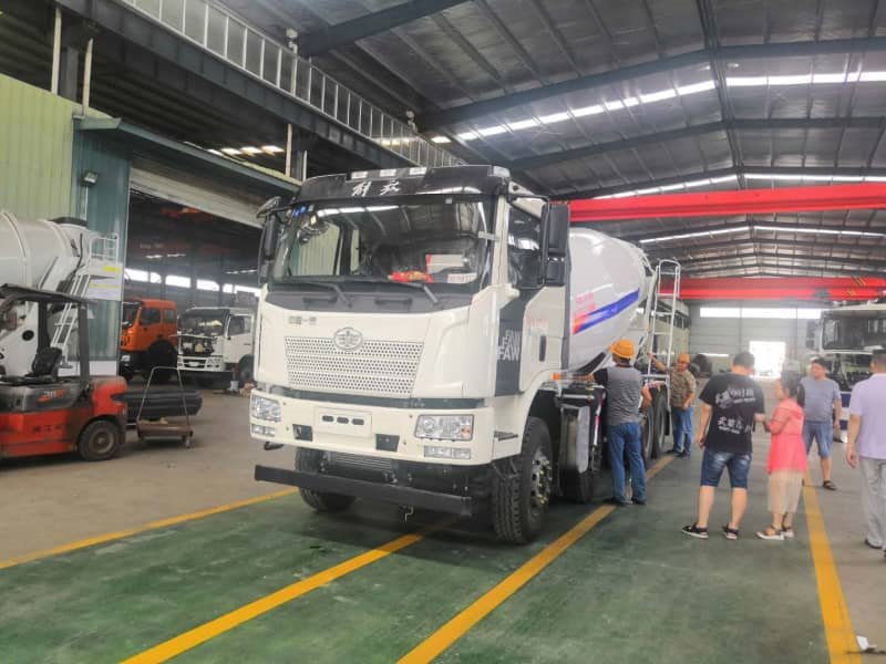 華專一牌EHY5310GJBCA混凝土攪拌運(yùn)輸車