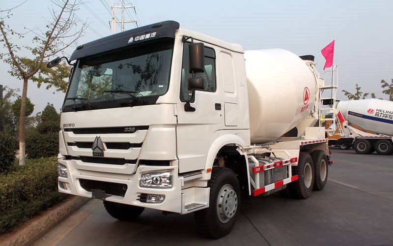 華專一牌EHY5250GJBZ混凝土攪拌運(yùn)輸車