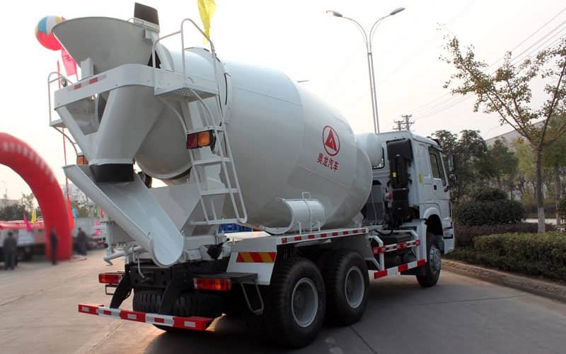 華專一牌EHY5250GJBZ混凝土攪拌運(yùn)輸車