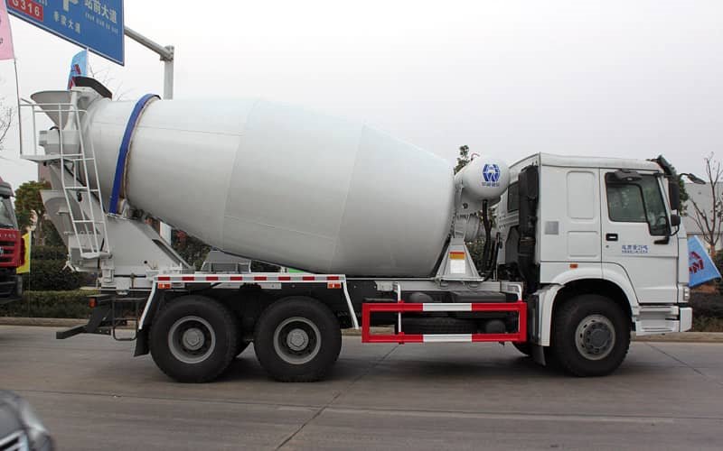 華專一牌EHY5250GJBZ混凝土攪拌運(yùn)輸車