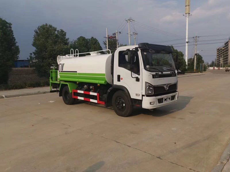 程力威牌CLW5120GSS6灑水車