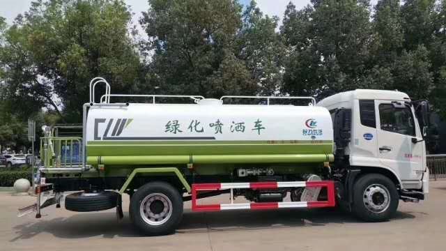 程力威牌CLW5181GSSYT6灑水車