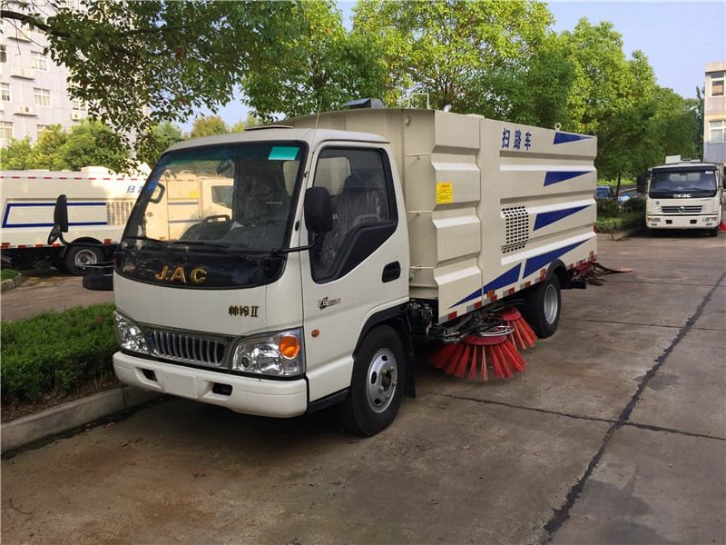 程力威牌CLW5120TSL6掃路車