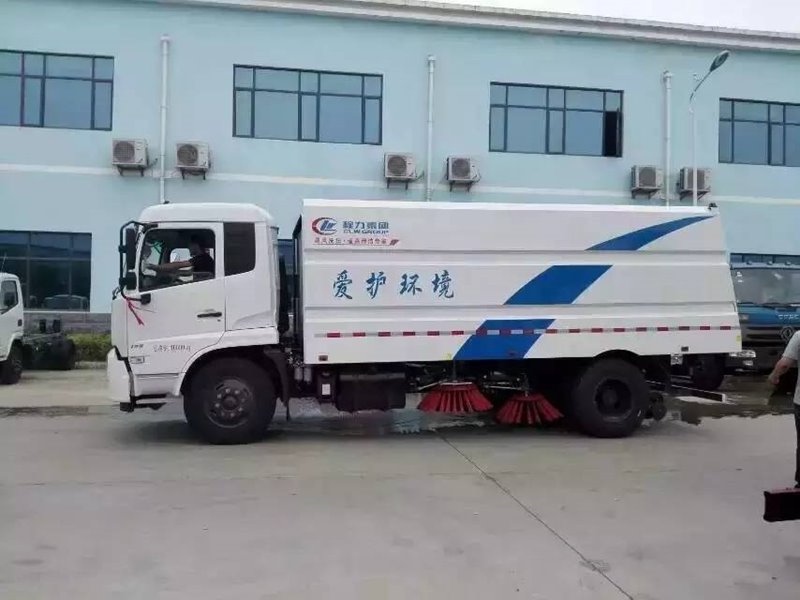 程力威牌CLW5180TSLD6掃路車(chē)