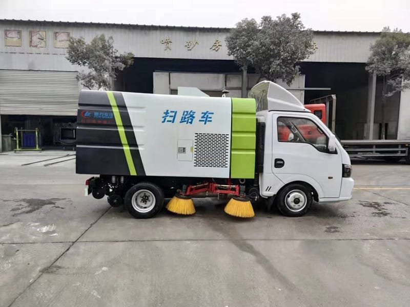 程力威牌CLW5030TSL6HL掃路車