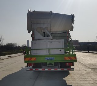程力威牌CLW5181TDY6WL多功能抑塵車
