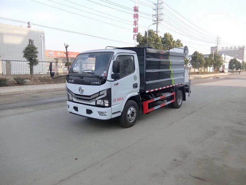 程力威牌CLW5040TDYKL6多功能抑塵車