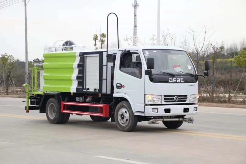 程力威牌CLW5071TDY6多功能抑塵車