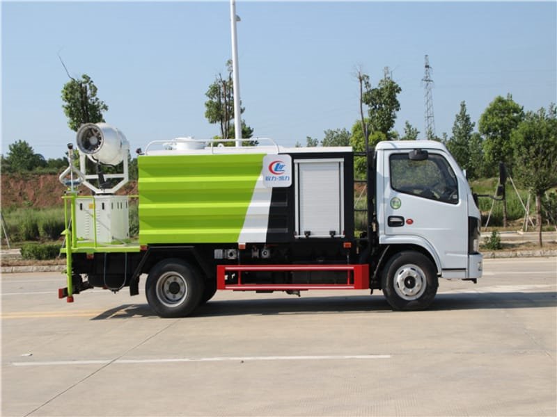 程力威牌CLW5090TDY6BS多功能抑塵車