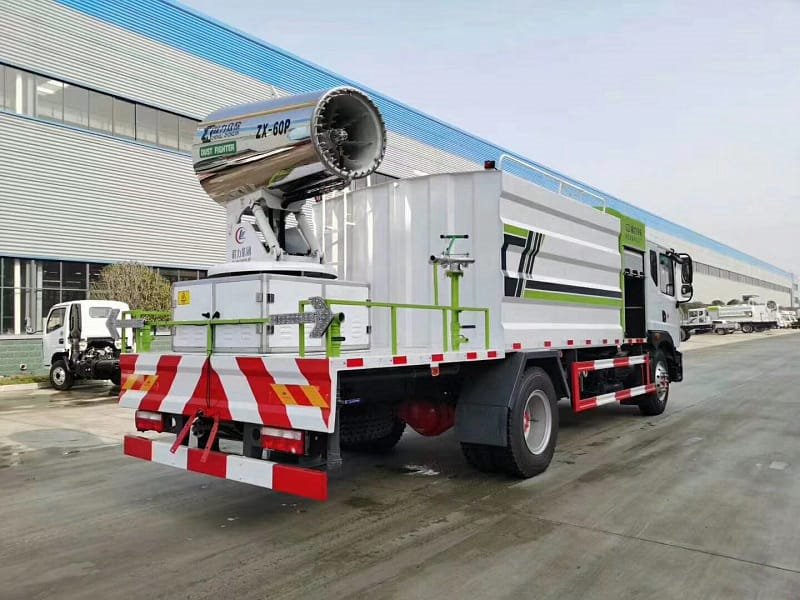 程力威牌CLW5180TDY6CD多功能抑塵車