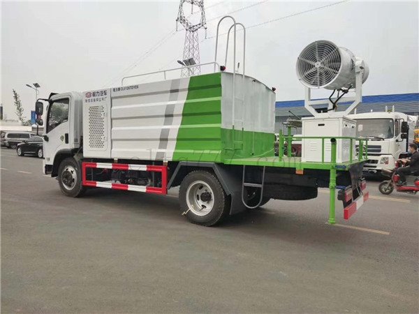 程力威牌CLW5120TDYWL6多功能抑塵車