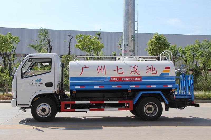 程力威牌CLW5073GPSD6綠化噴灑車