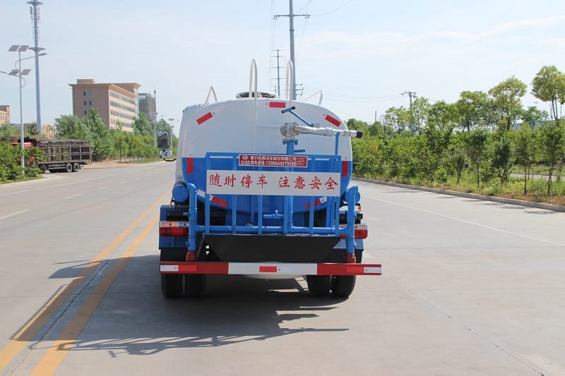 程力威牌CLW5073GPSD6綠化噴灑車
