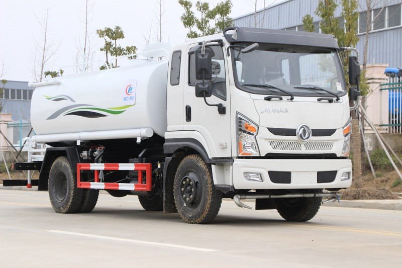 程力威牌CLW5180GPSZD6綠化噴灑車