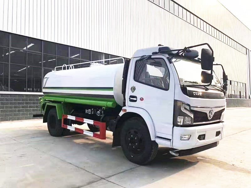 程力威牌CLW5121GPS6型綠化噴灑車
