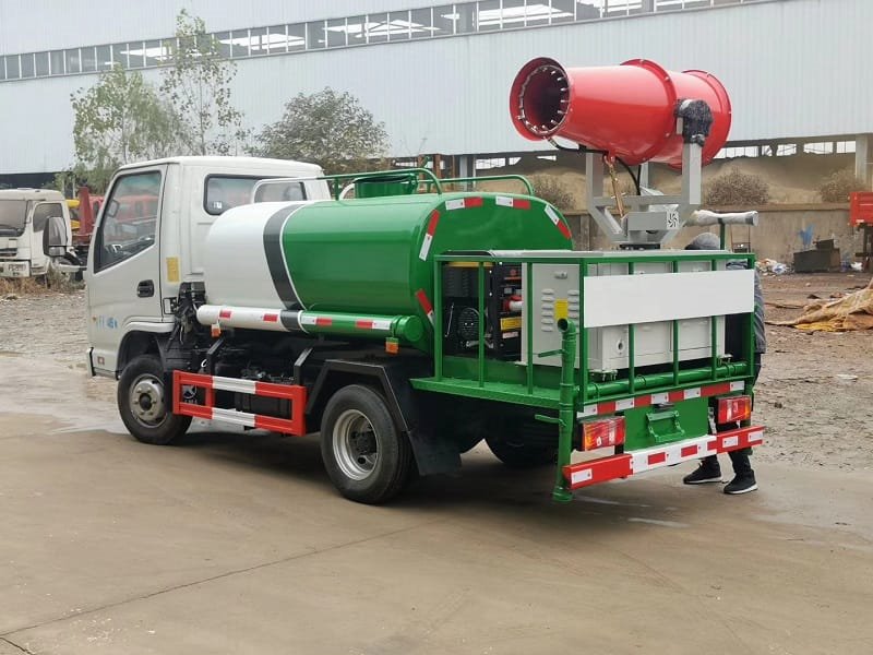 程力威牌CLW5030GPSK6綠化噴灑車