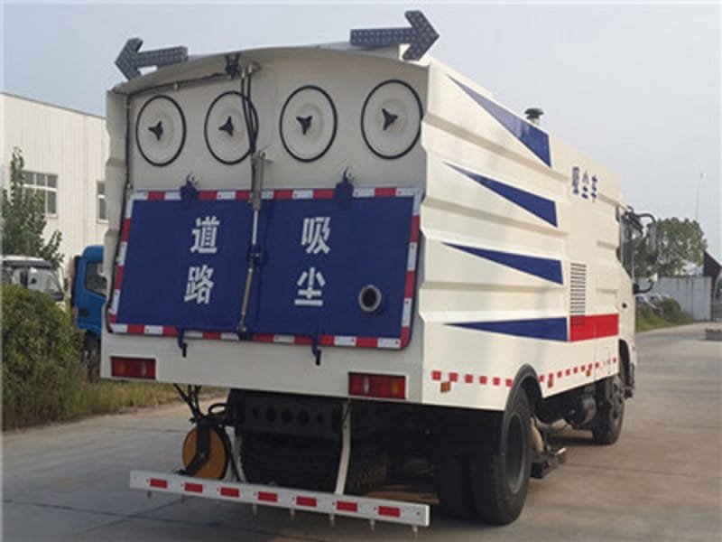 程力威牌CLW5180TXCD6吸塵車