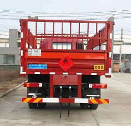 程力威牌CLW5180TQPB6氣瓶運(yùn)輸車(chē)