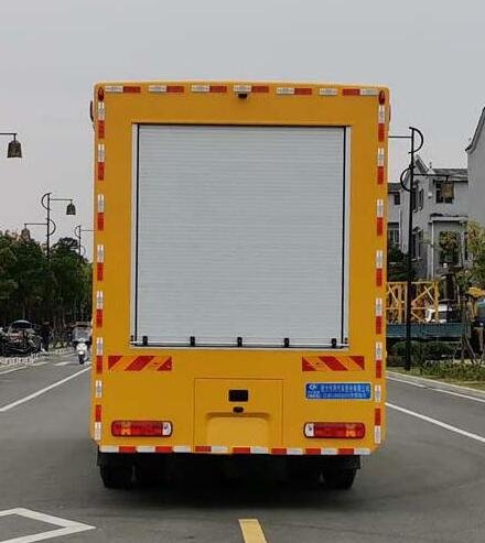 程力威牌CLW5180TPSZ6大流量排水搶險(xiǎn)車