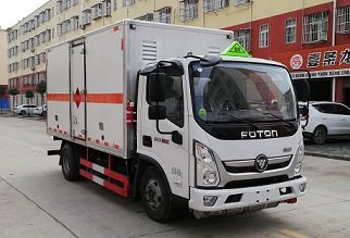 程力威牌CLW5040XRQB6易燃?xì)怏w廂式運(yùn)輸車