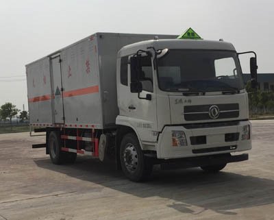 程力威牌CLW5180XZWD6雜項(xiàng)危險(xiǎn)物品廂式運(yùn)輸車