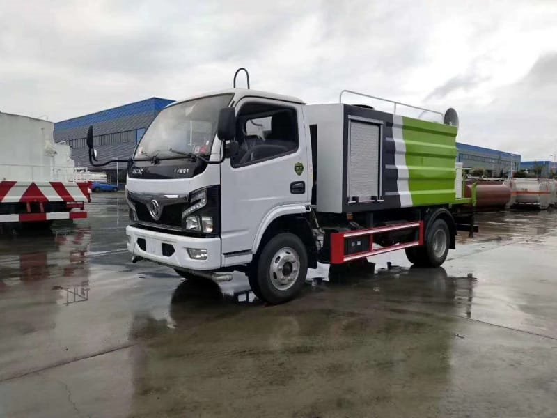 程力威牌CLW5120GLQD6瀝青灑布車